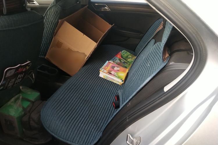 Used Volkswagen Jetta 2015 Value Edition 1.6L Manual Fashionable Style
