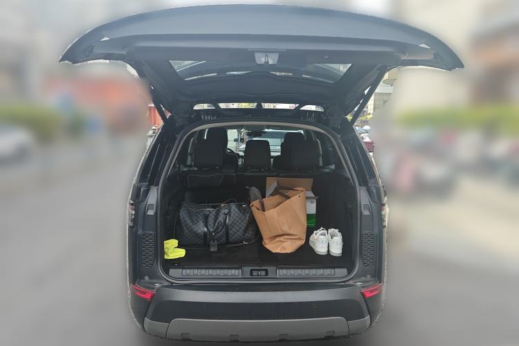 Used Land Rover Discovery 2017 3.0 SC V6 SE