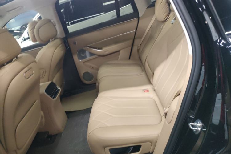 Used Hima AITO M8 2025 Extended-Range Max+ Version 53.4 kWh 5-Seater Edition
