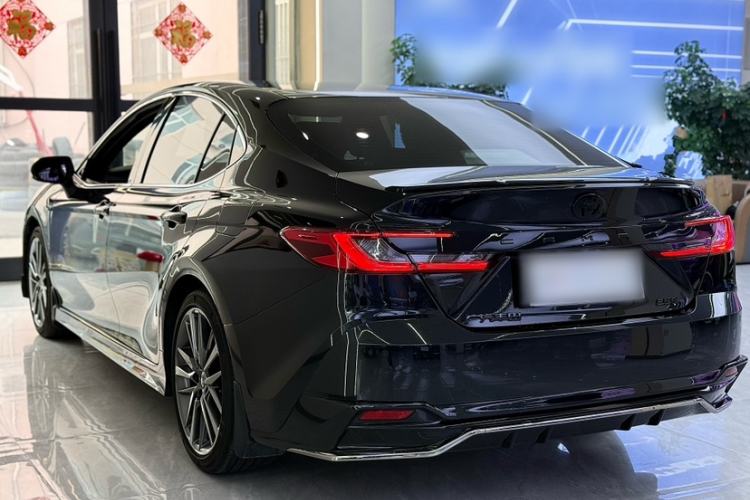 Used Toyota Camry 2024 Dual-Motor 2.5 HXS Sport Plus Edition Exterior 2