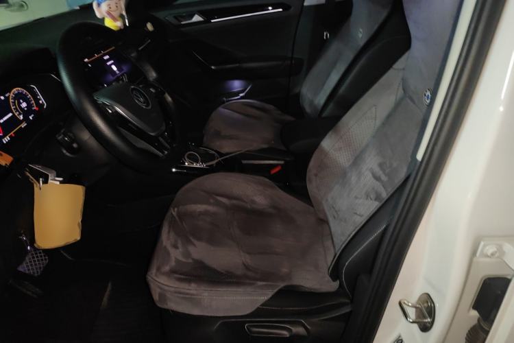 Used Volkswagen T-ROC 2021 280TSI DSG Two-Wheel Drive Comfort Connect Edition Left Front Seat