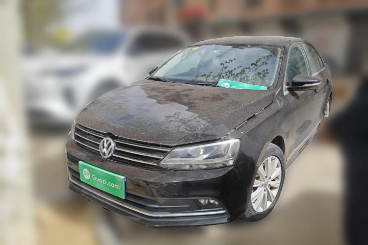 Used Volkswagen Sagitar 2015 1.6L Manual Comfort Model