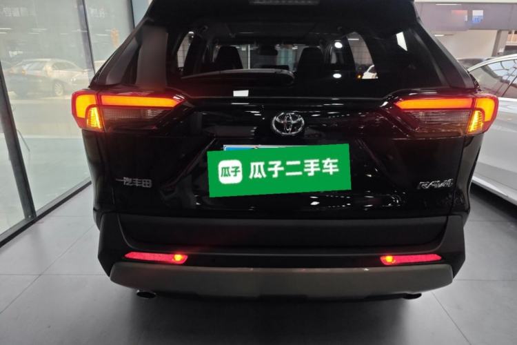 Used Toyota RAV4 2023 2.0L CVT Two-Wheel Drive Fashion Plus Edition Rear