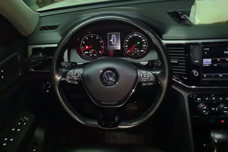 Used Volkswagen Teramont 2017 530 V6 Four-Wheel Drive Luxury Edition Steering Wheel