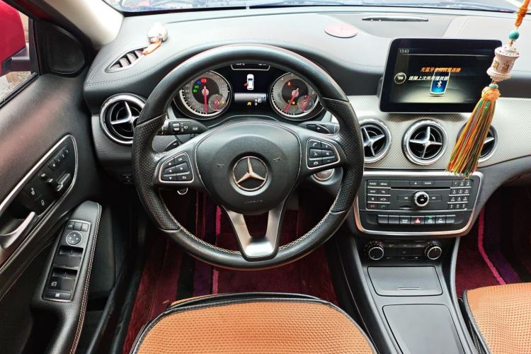 Used Mercedes-Benz GLA 2016 GLA 200 Fashion Model
