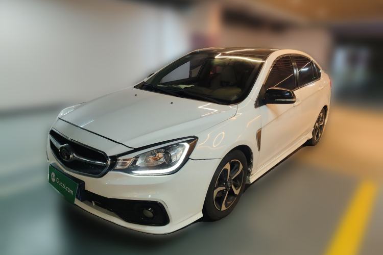 Used Soueast V5 Lingzhi 2017 1.5L CVT New Yiyi Model