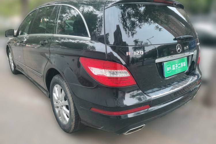 Used Mercedes-Benz R-Class 2017 R 320 4MATIC Business Edition Prestige Model Rear Left 45 Deg