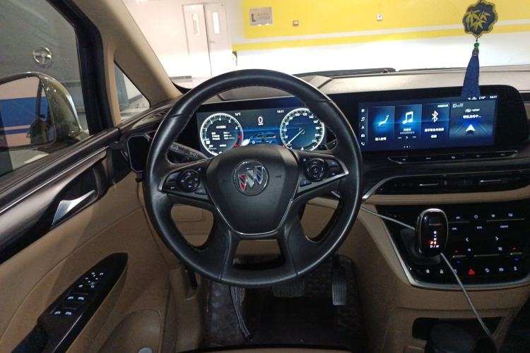 Used Buick GL8 2020 ES Land Cruiser 653T Luxury Model
