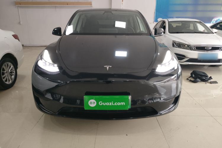 Used Tesla Model Y 2023 Rear-Wheel-Drive Version
