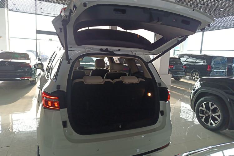 Used BYD Song MAX New Energy 2022 DM-i 105KM Executive Edition