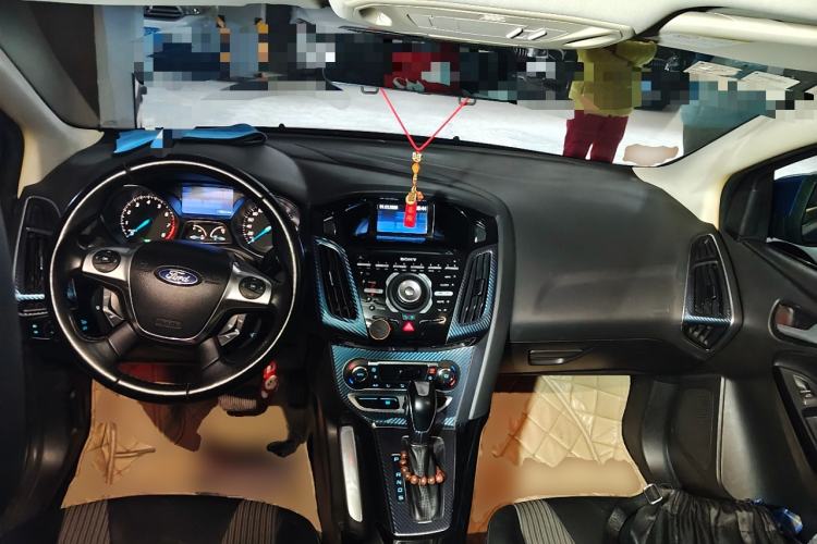 Used Ford Focus 2012 Hatchback 2.0L Automatic Luxury Sport Model
