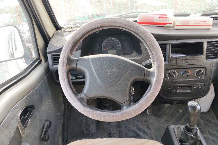 Used Wuling Zhiguang 2013 1.0L Practical Version