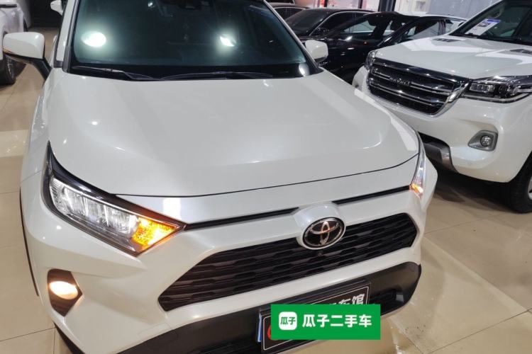 Used Toyota RAV4 2020 2.0L CVT Two-Wheel Drive Fashion PLUS Edition
