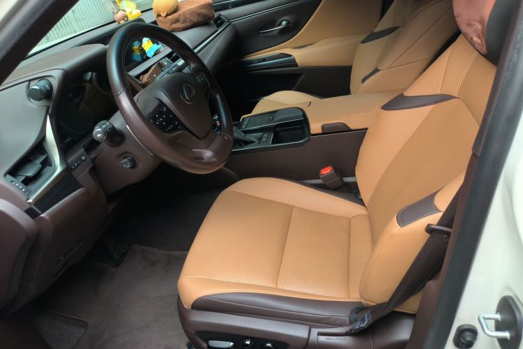 Used Lexus ES 2020 200 Excellence Edition