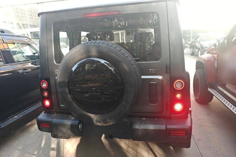 Used 212 T01 2024 2.0T Mechanic
