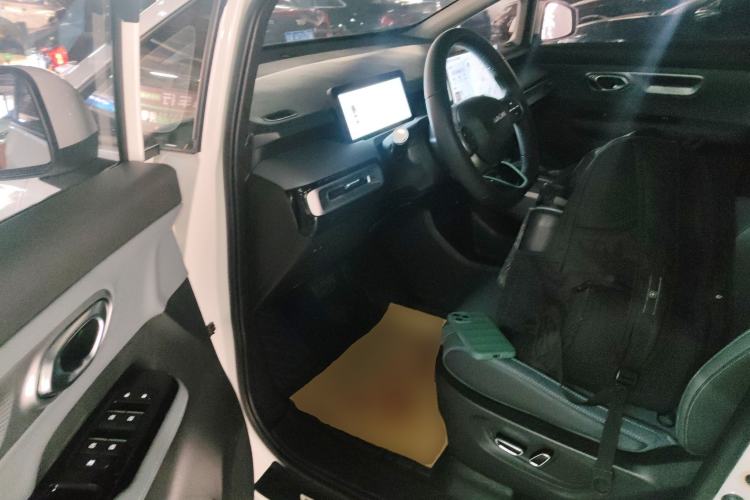 Used AION Y 2022 Plus 70 Smart Edition
