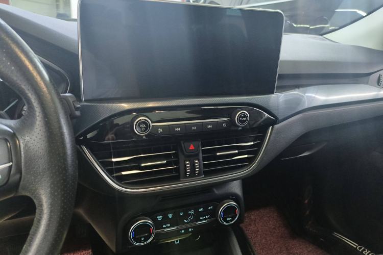 Used Ford Focus Active 2020 EcoBoost 180 Automatic Titanium Edition