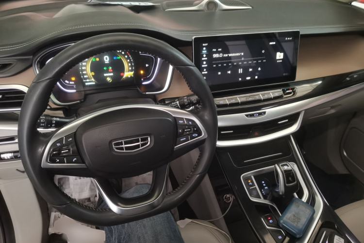 Used Geely Auto Jiajie 2019 1.5TD MHEV DCT Yaoxiang Edition Center Console