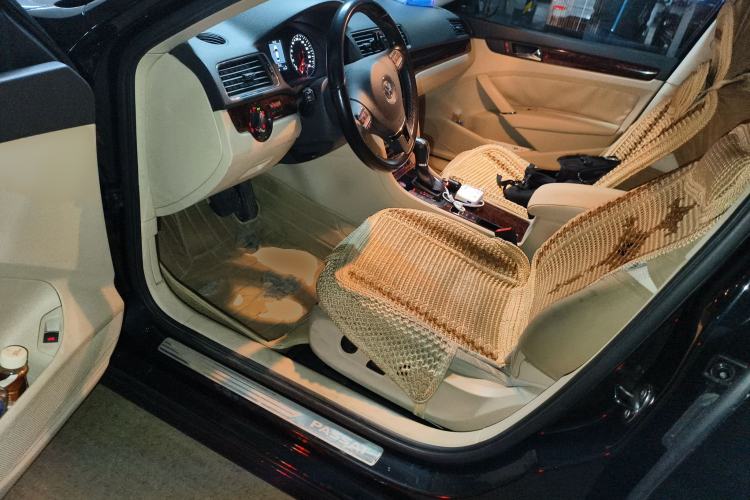 Used Volkswagen Passat 2013 1.8TSI DSG Prestige Edition Driver Seat