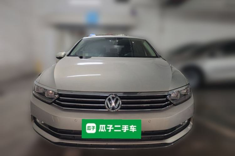 Used Volkswagen Magotan 2018 330TSI DSG Luxury Model Front