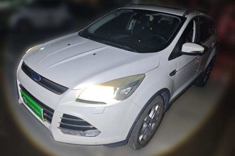 Used Ford Kuga 2015 2.0L GTDi Four-Wheel-Drive Sport Model