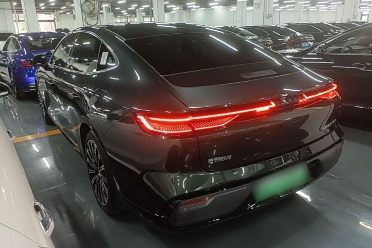 Used Geely Galaxy 8 2025 130km EM-P Starship Edition