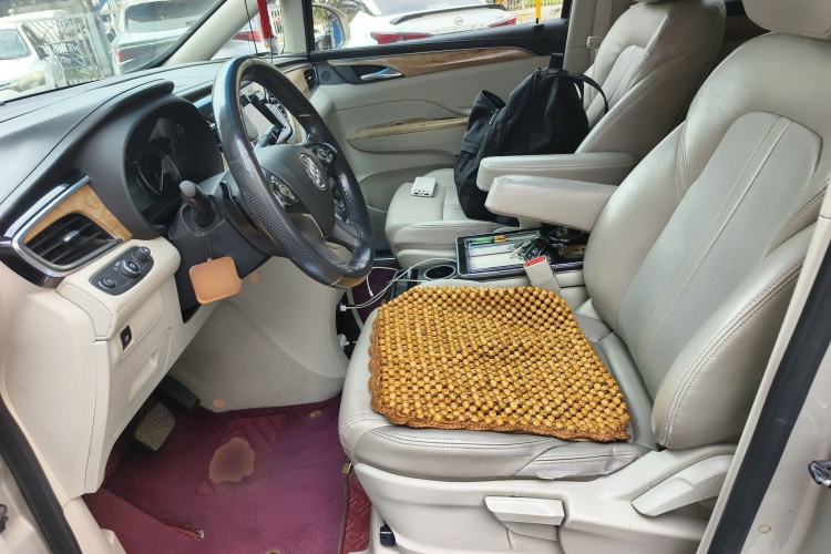 Used Buick GL8 2018 ES 28T Comfort Model China VI Standard