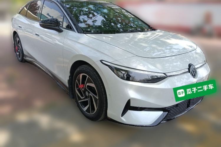 Used Volkswagen ID.7 VIZZION 2024 First Edition Front Right 45 Deg