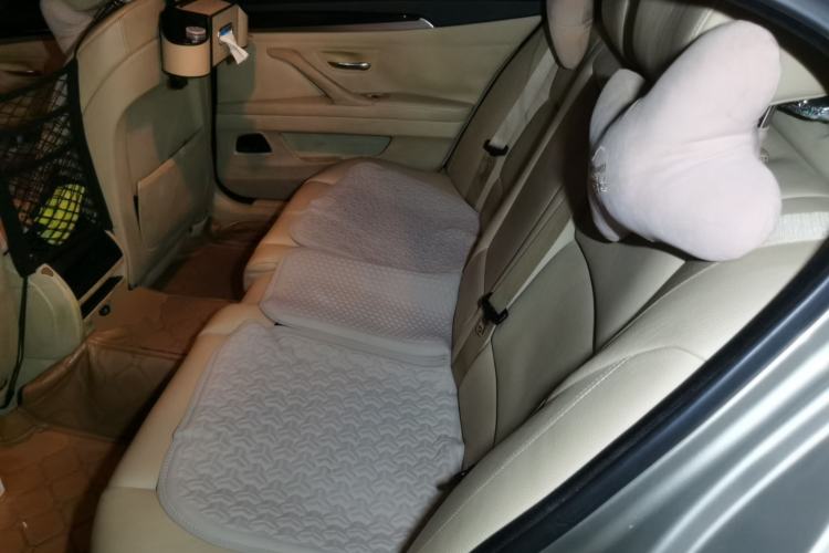 Used BMW 5 Series 2011 523Li Leading Model
