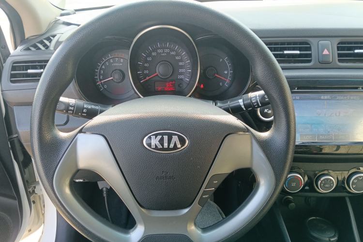 Used Kia K2 2015 Sedan 1.4L MT GLS
