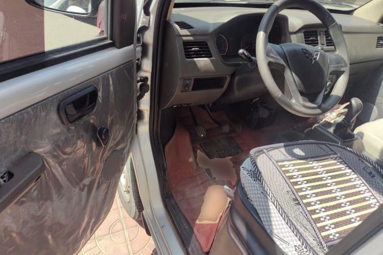 Used Wuling Rongguang S 2022 1.2L Base Version 5-Seater LSI