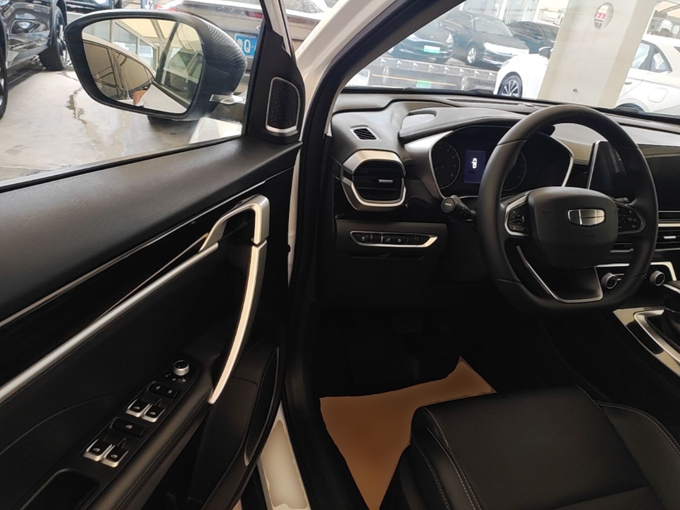 Geely Auto Coolray 2025 Model 1.5L CVT Superpower Edition MAX — снимка 18