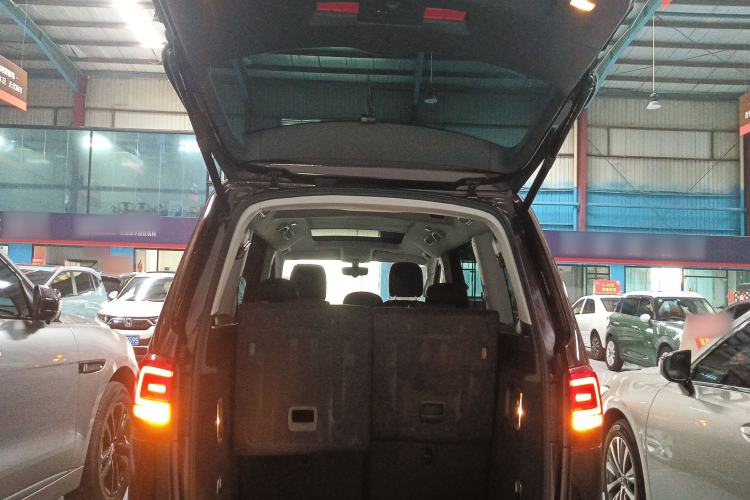 Used Volkswagen Sharan 2018 Revised Version 380TSI Comfort Edition 7-Seater