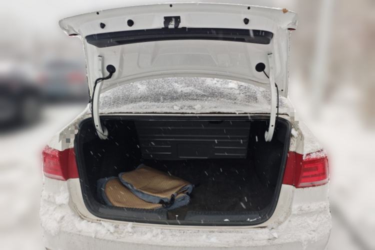 Used Volkswagen Santana 2021 1.5L Automatic Fashion Edition Trunk