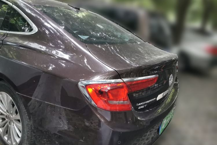 Used Buick LaCrosse 2016 28T Premium Edition Rear Left 45 Deg