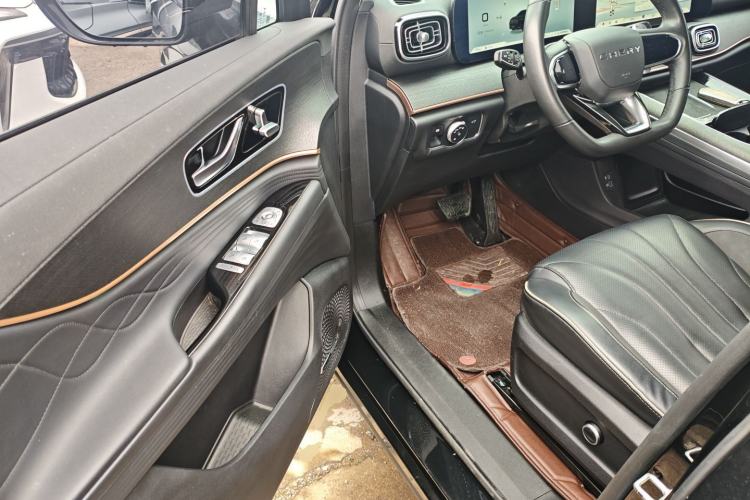 Used Chery Tiggo 9 2023 2.0T Dual-Clutch Two-Wheel Drive Luxury Edition 5 Seats
