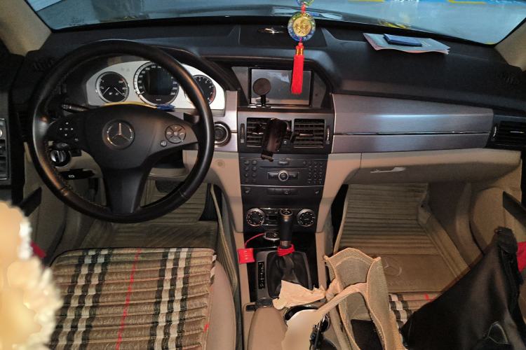 Used Mercedes-Benz GLK-Class 2011 GLK 300 4MATIC Fashion Model
