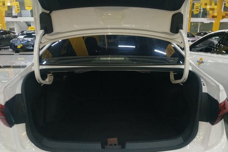 Used Volkswagen Sagitar 2022 280TSI DSG Flyover Edition
