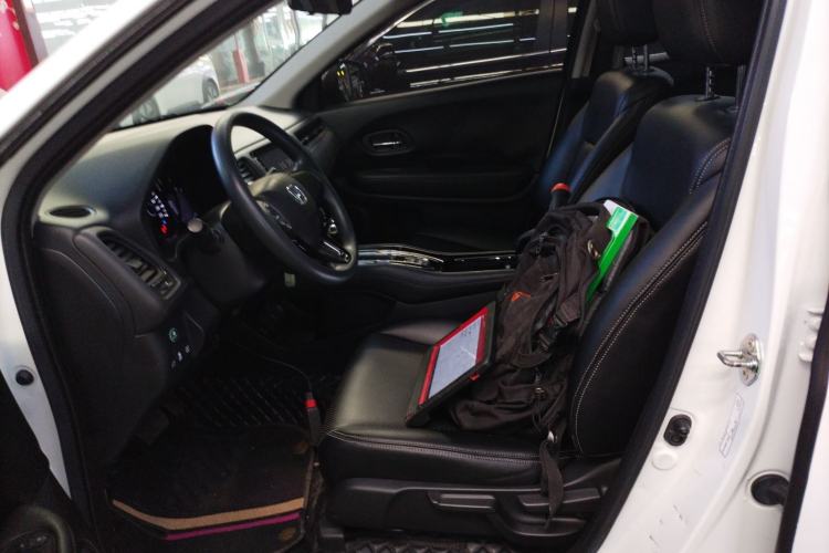 Used Honda Vezel 2020 1.5L CVT Pioneer Edition
