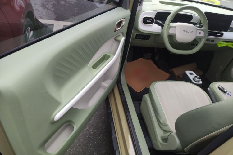 Used Geely Galaxy Panda 2025 210km Panda Rider Driver Seat