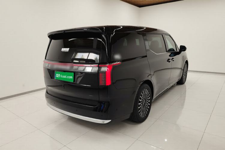 Used Zeekr 009 2024 Six-Seat Executive Version 4WD 140 kWh
