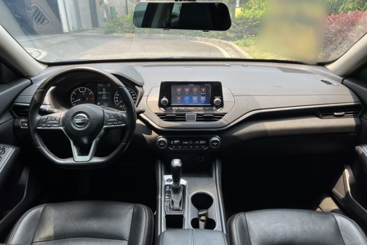 Used Nissan Teana 2019 2.0L XL Comfort Edition Interior 2