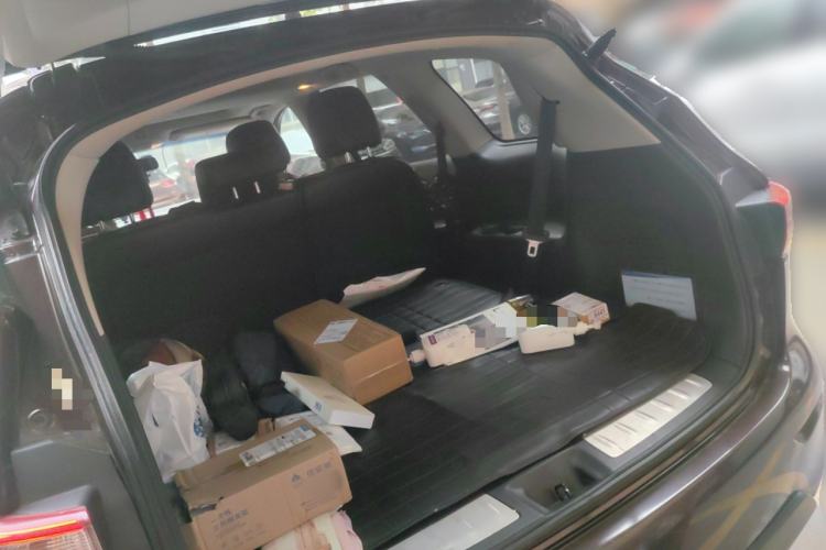 Used Infiniti QX60 2014 2.5 S/C Hybrid Two-Wheel Drive Excellence Edition Trunk