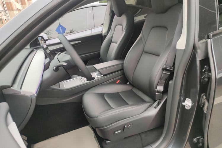 Used Tesla Model Y 2024 Rear-Wheel-Drive Version Left Front Seat