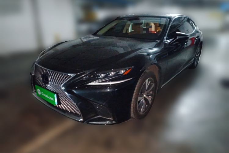 Used Lexus LS 2018 500h Excellence Edition China VI standard