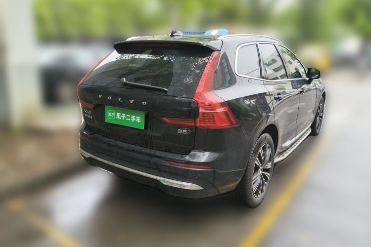 Used Volvo XC60 2022 B5 4x4 Smart Luxury Edition Exterior 5