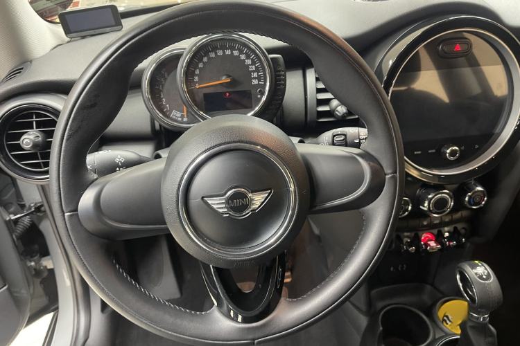 Used MINI 2014 1.2T ONE