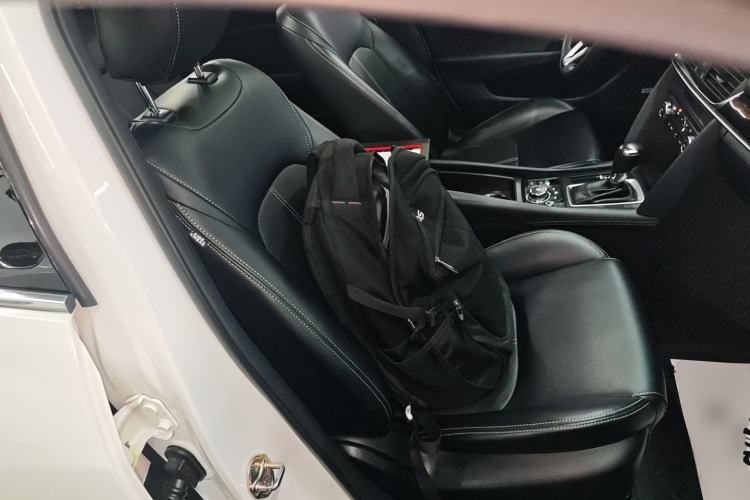 Used Mazda CX-4 2021 2.0L Automatic Two-Wheel Drive Blue Sky Dynamic Edition Right Front Seat