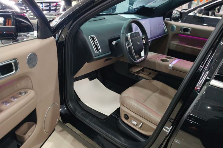 Used Li Auto L6 2025 Pro Smart Refresh Edition Driver Seat