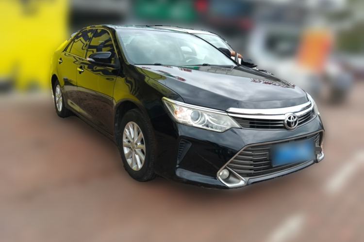 Used Toyota Camry 2015 2.0G Premier Edition Front Right 45 Deg